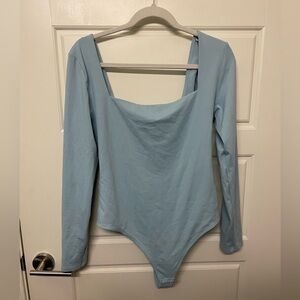 NWOT Aritzia Babaton Bodysuit